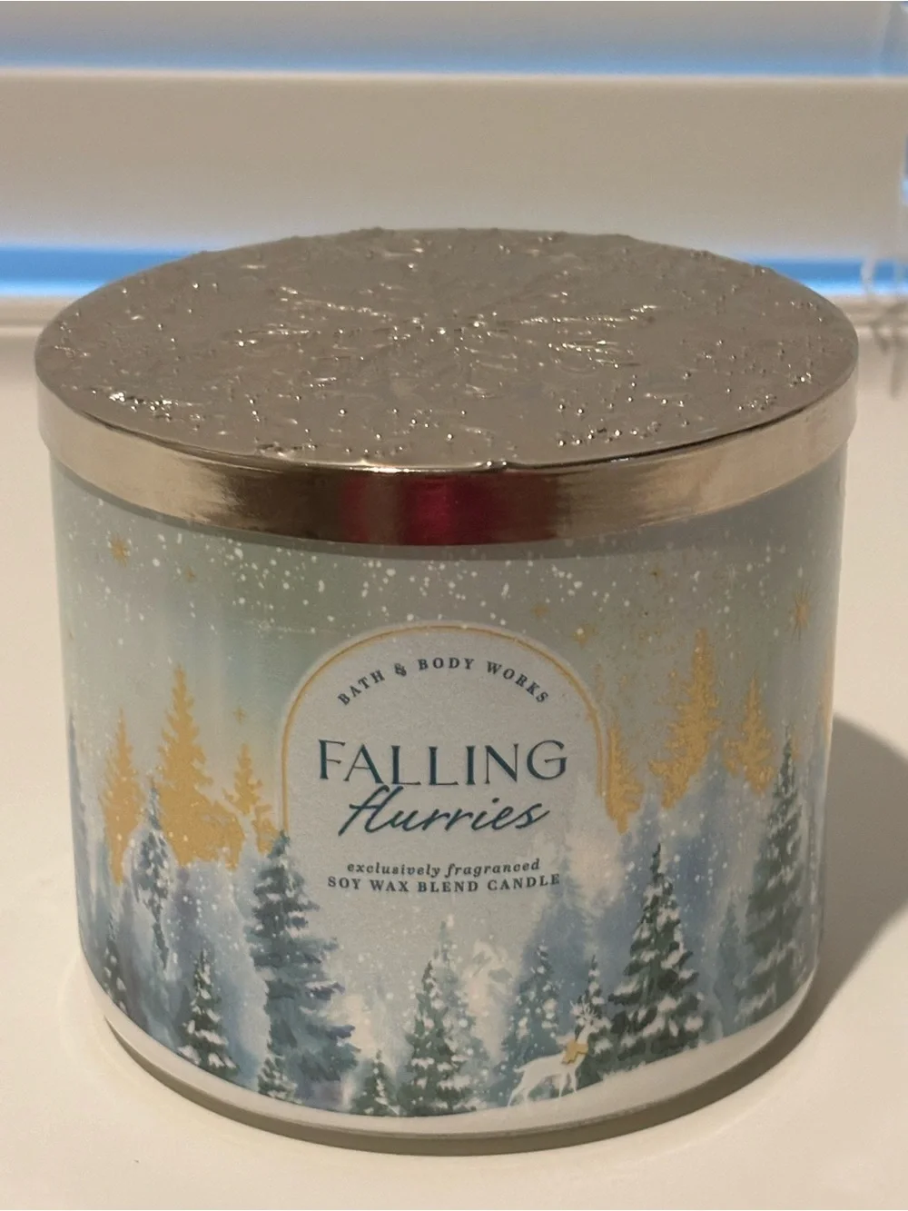 Bath & Body Works Falling Flurries Candle - Blue, Gold, White